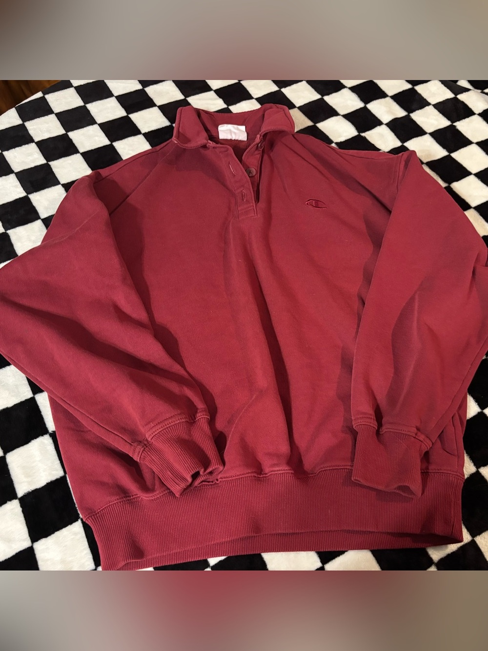 Men’s small champions crew neck half button up sweater